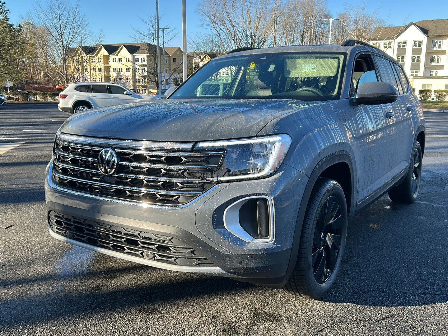 2026 Volkswagen Atlas SE w/Tech