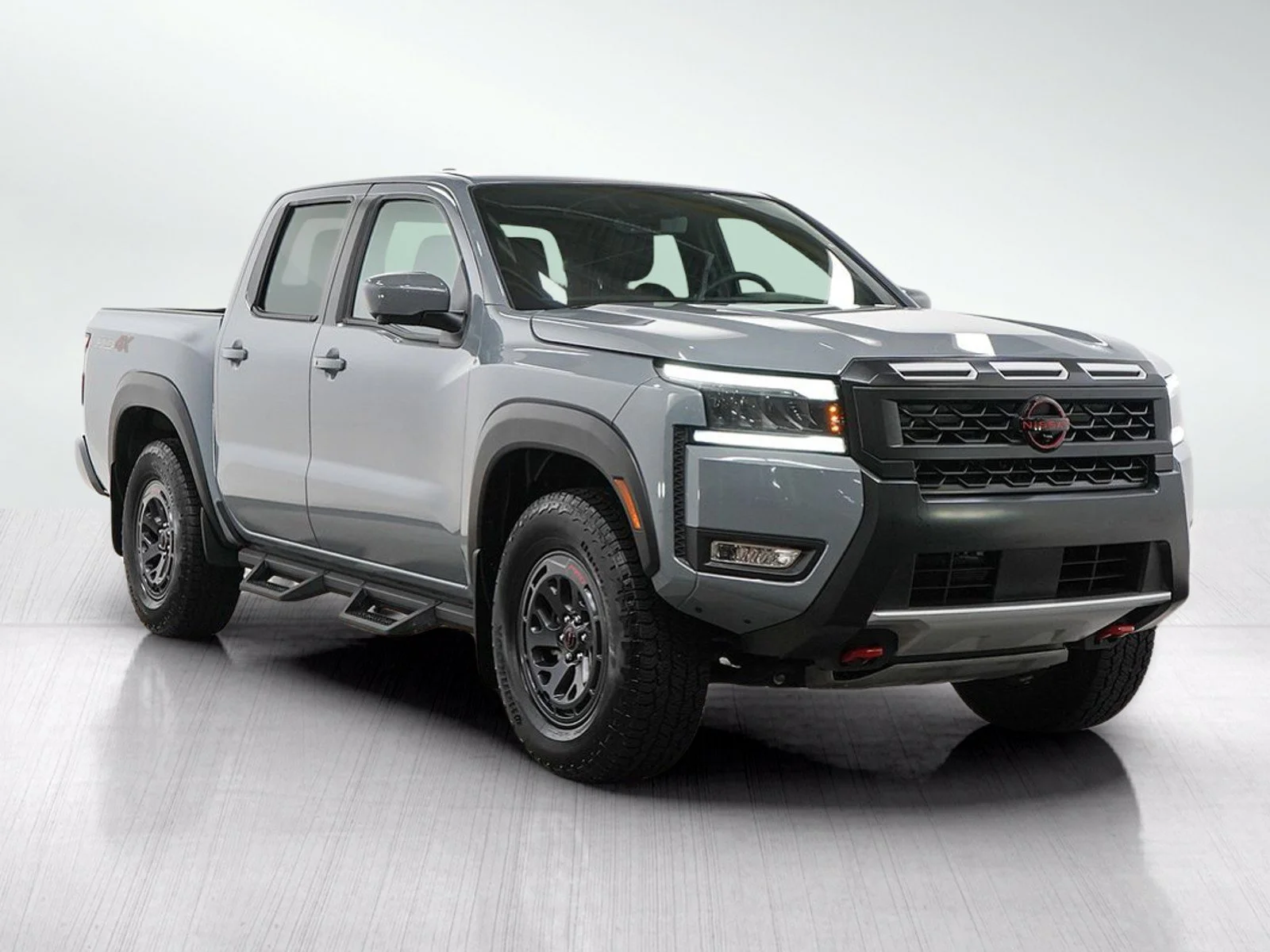 Used 2026 Boulder Gray Pearl Nissan PRO-4X image 7