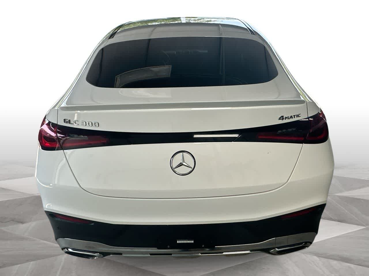 Used 2025 Polar White Mercedes-Benz GLC 300 image 7