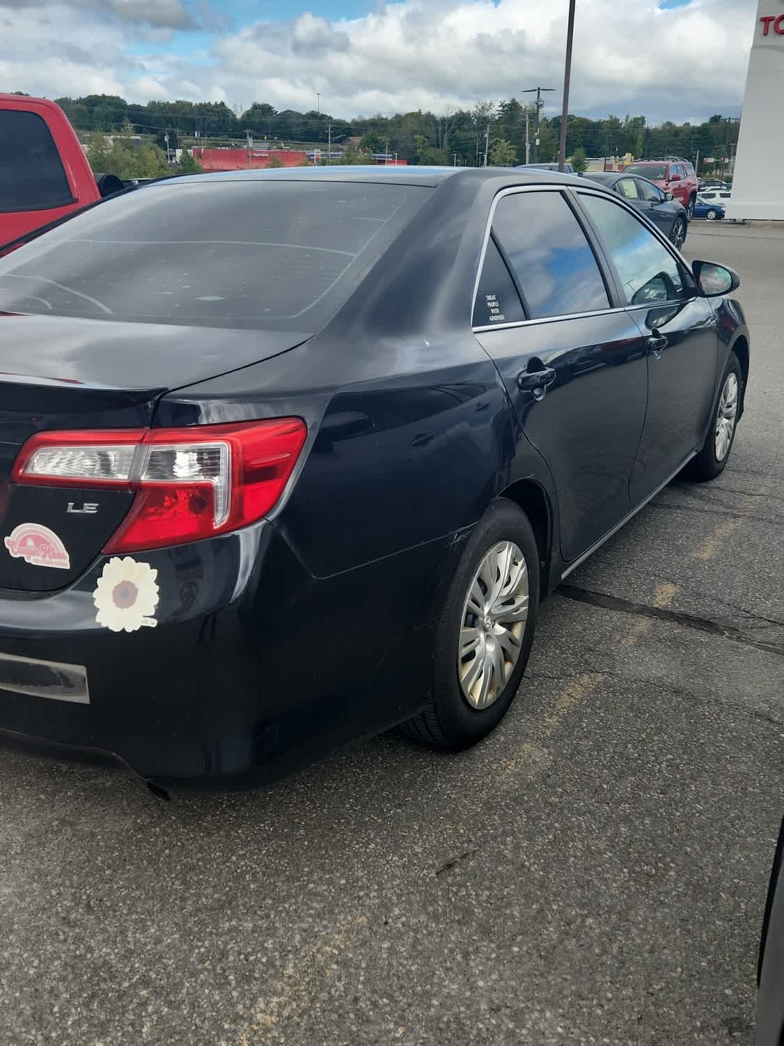 Used 2014 Attitude Black Metallic Toyota LE image 3