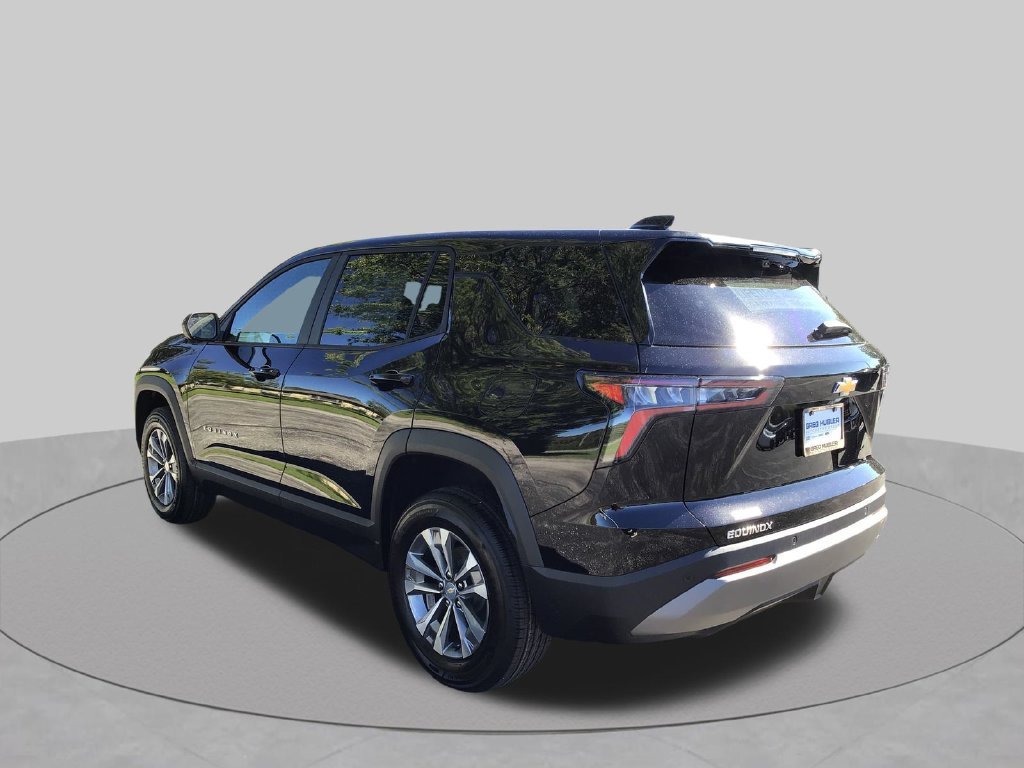 2027 Chevrolet Equinox LT - Photo 10