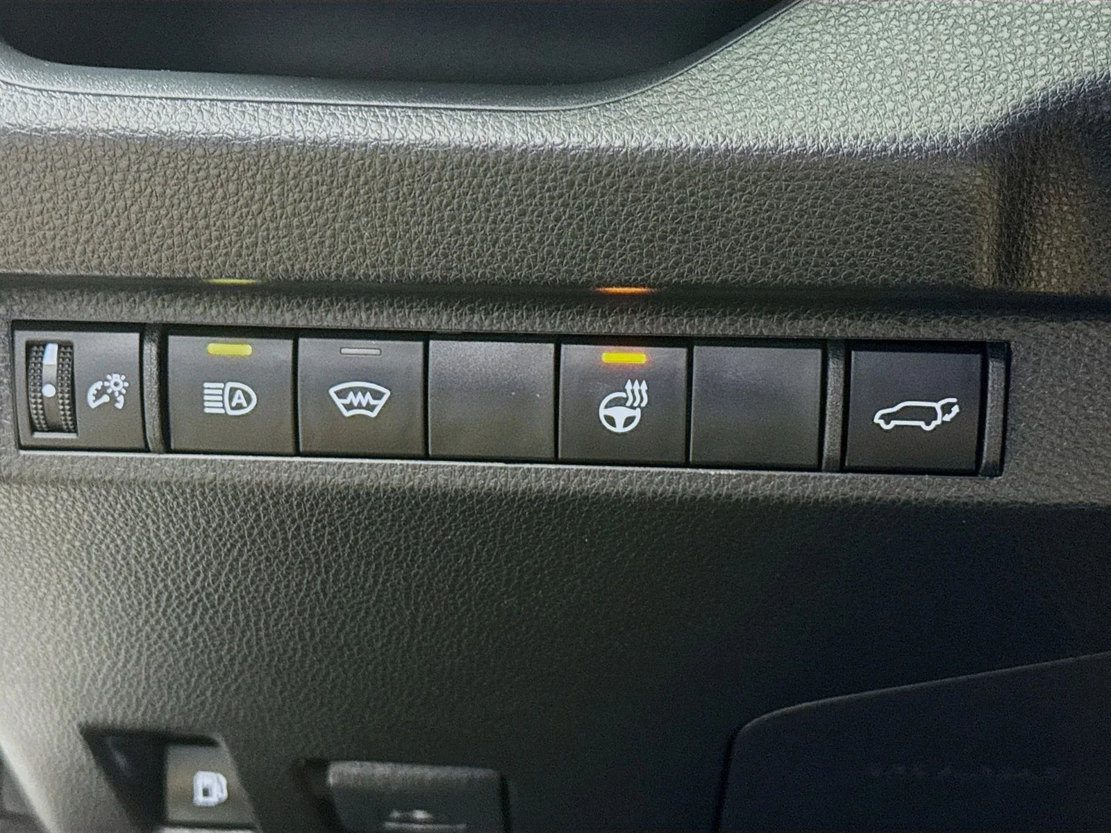 Used 2023 White Toyota SE image 9
