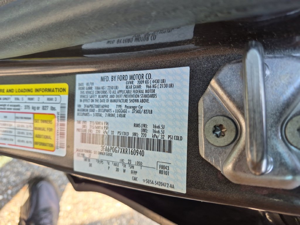 Used 2019 Magnetic Metallic Ford S image 7