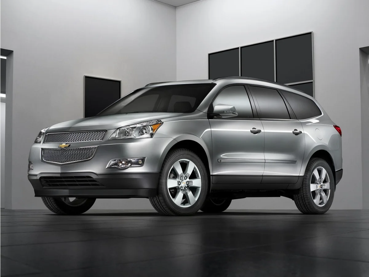 2012 Chevrolet Traverse 2LT FWD's photo