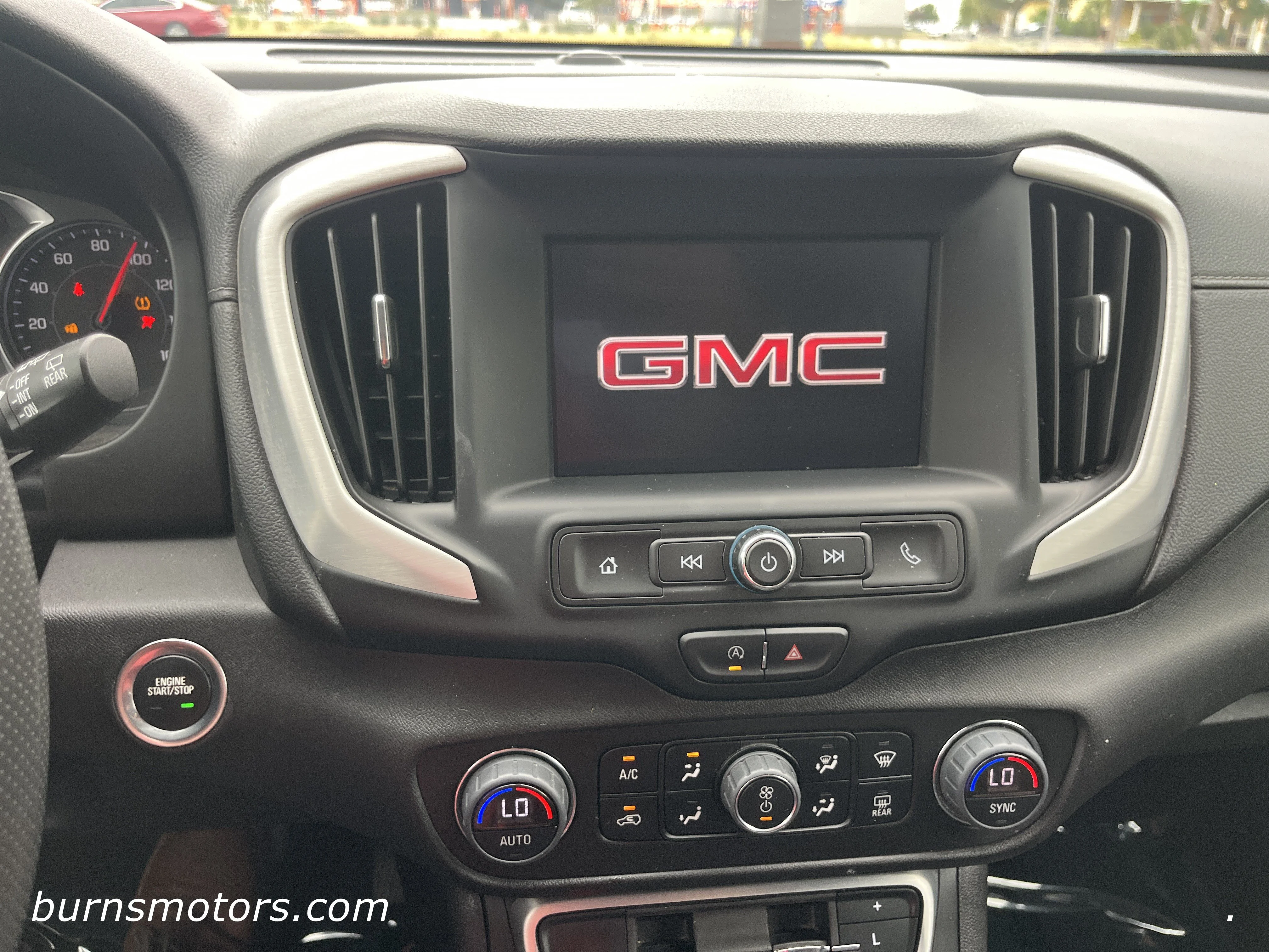 Used 2024 Volcanic Red Tint GMC SLE image 18