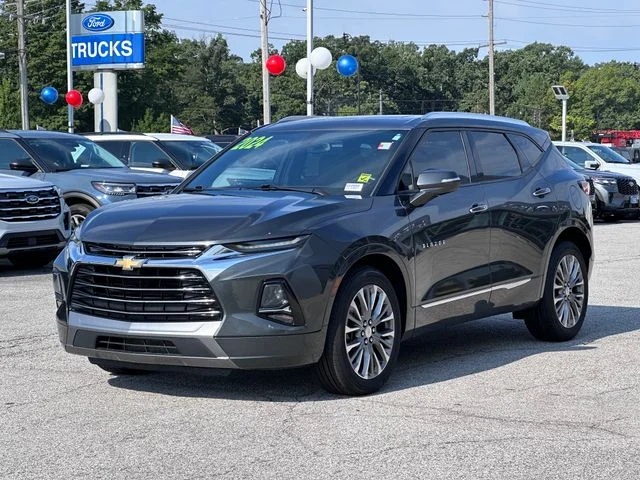 Certified Used 2019 Dark Gray Chevrolet Premier image 3