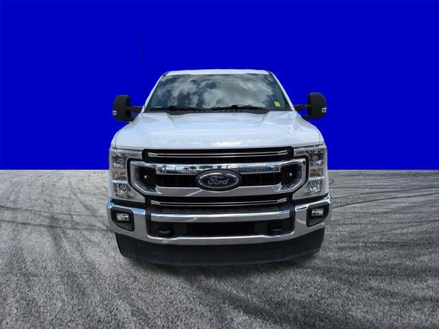 Certified Used 2020 Oxford White Ford XLT image 9