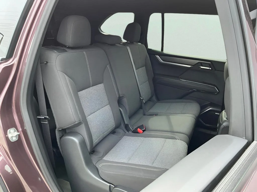 Used 2025 Brown GMC Elevation image 43
