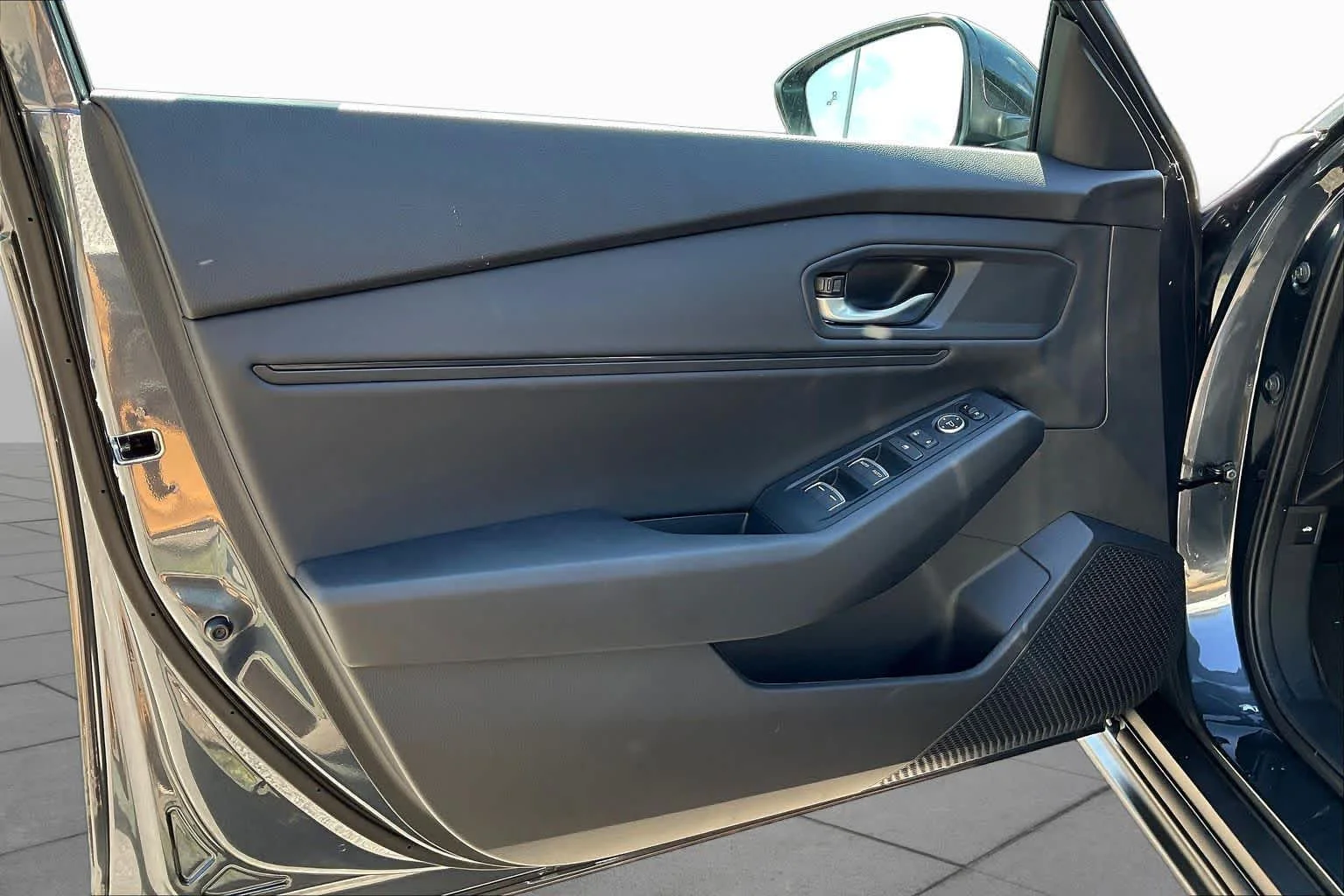 New 2026 Meteorite Gray Metallic Honda SE image 10