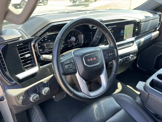 Used 2025 Silver GMC SLT image 42