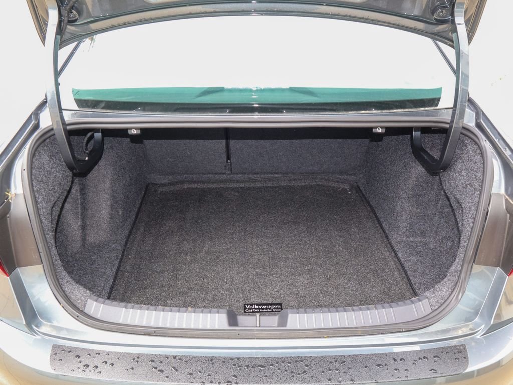 New 2026 Silver Volkswagen 1.5T S image 10