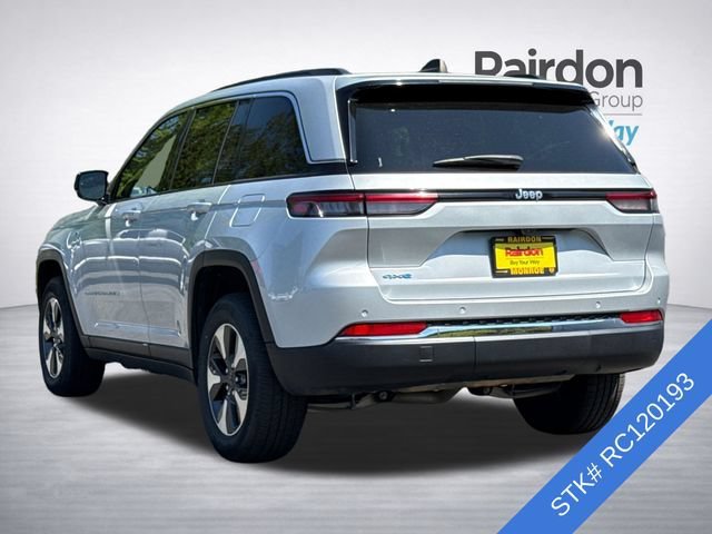 Used 2024 Silver Zynith Jeep 4xe image 4