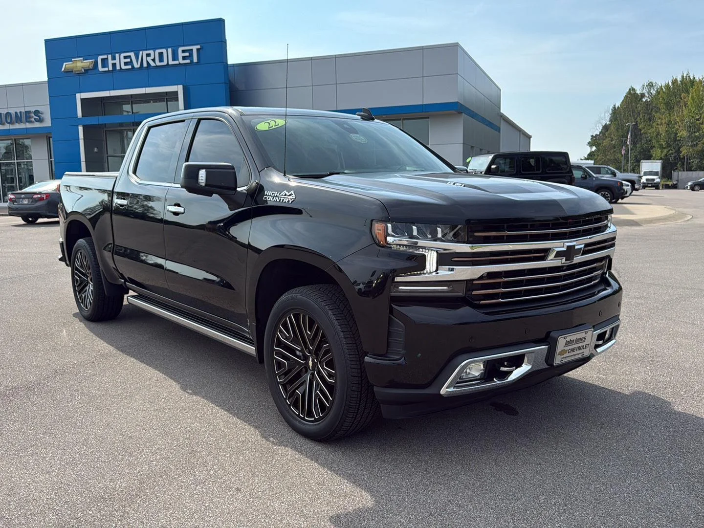 Used 2022 Black Chevrolet High Country image 2