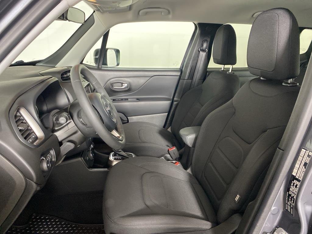 Used 2022 Graphite Gray Jeep Latitude image 11