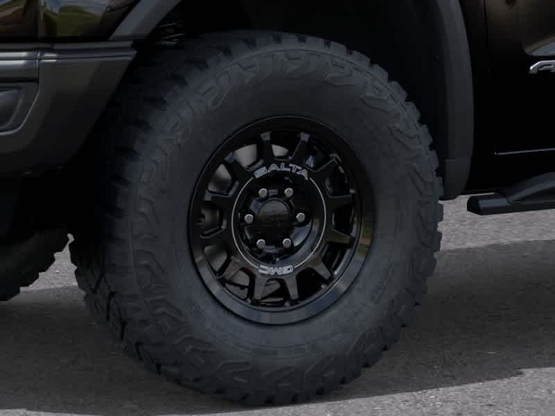 2026 GMC Sierra 1500 AT4X - Photo 9