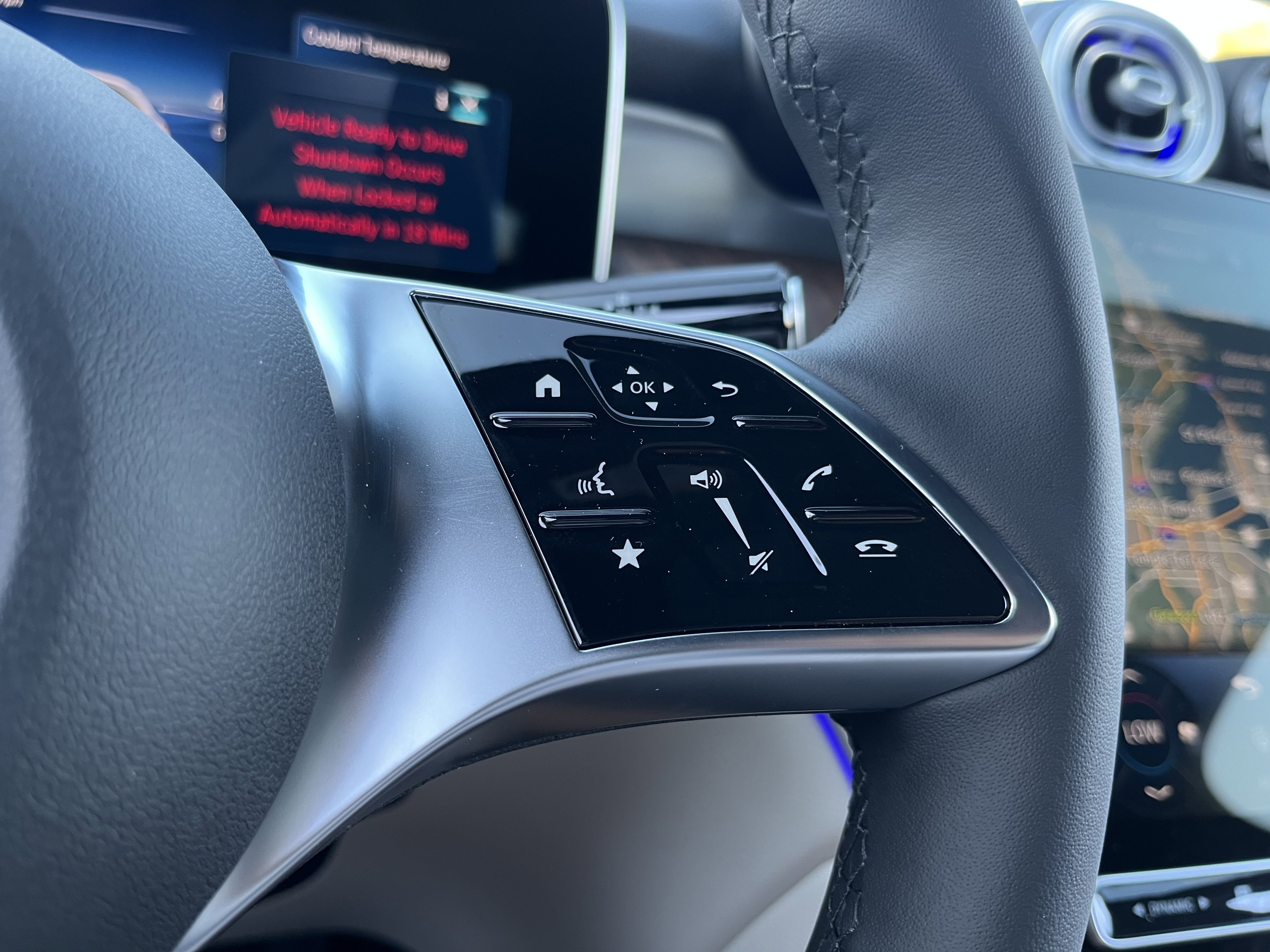 New 2026 MANUFAKTUR Alpine Grey Mercedes-Benz GLC 300 image 27