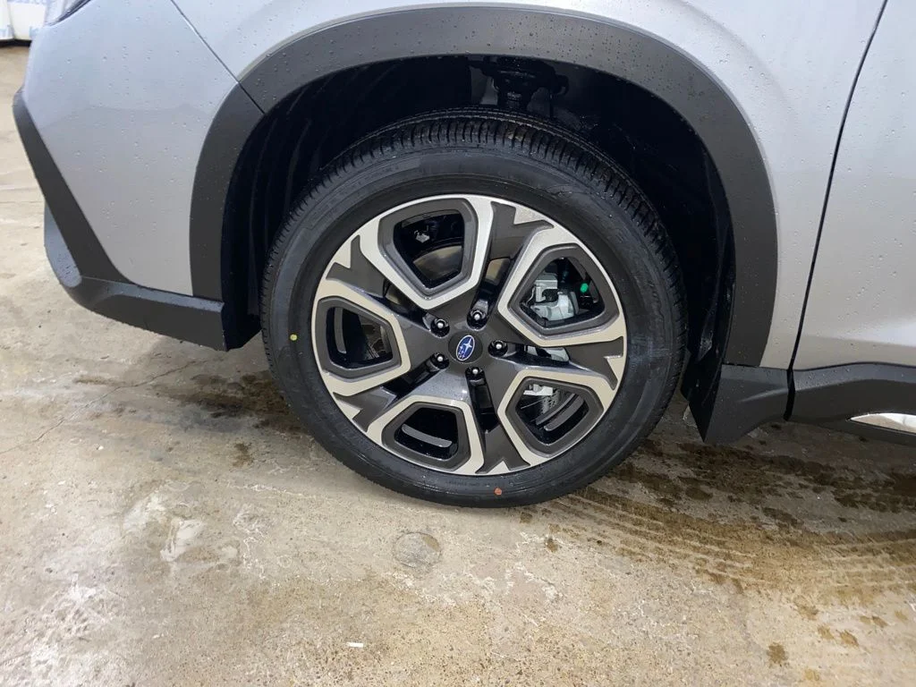 2026 Subaru Ascent Limited - Photo 23