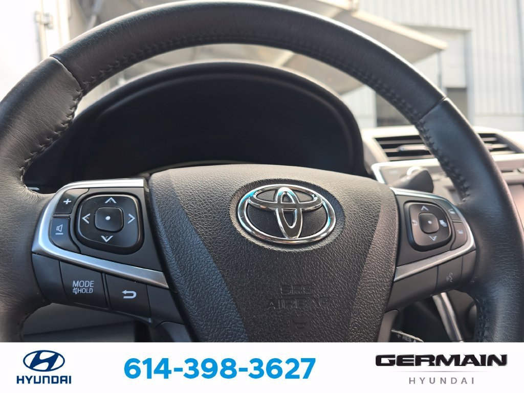 Used 2017 Blue Toyota SE image 22