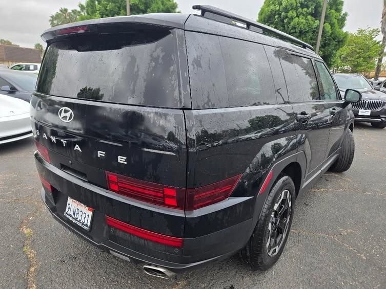 Used 2024 Black Hyundai SEL image 5