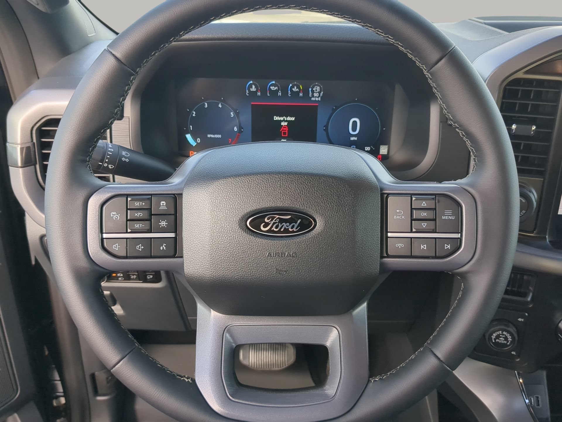 New 2026 Carbonized Gray Metallic Ford XLT image 65