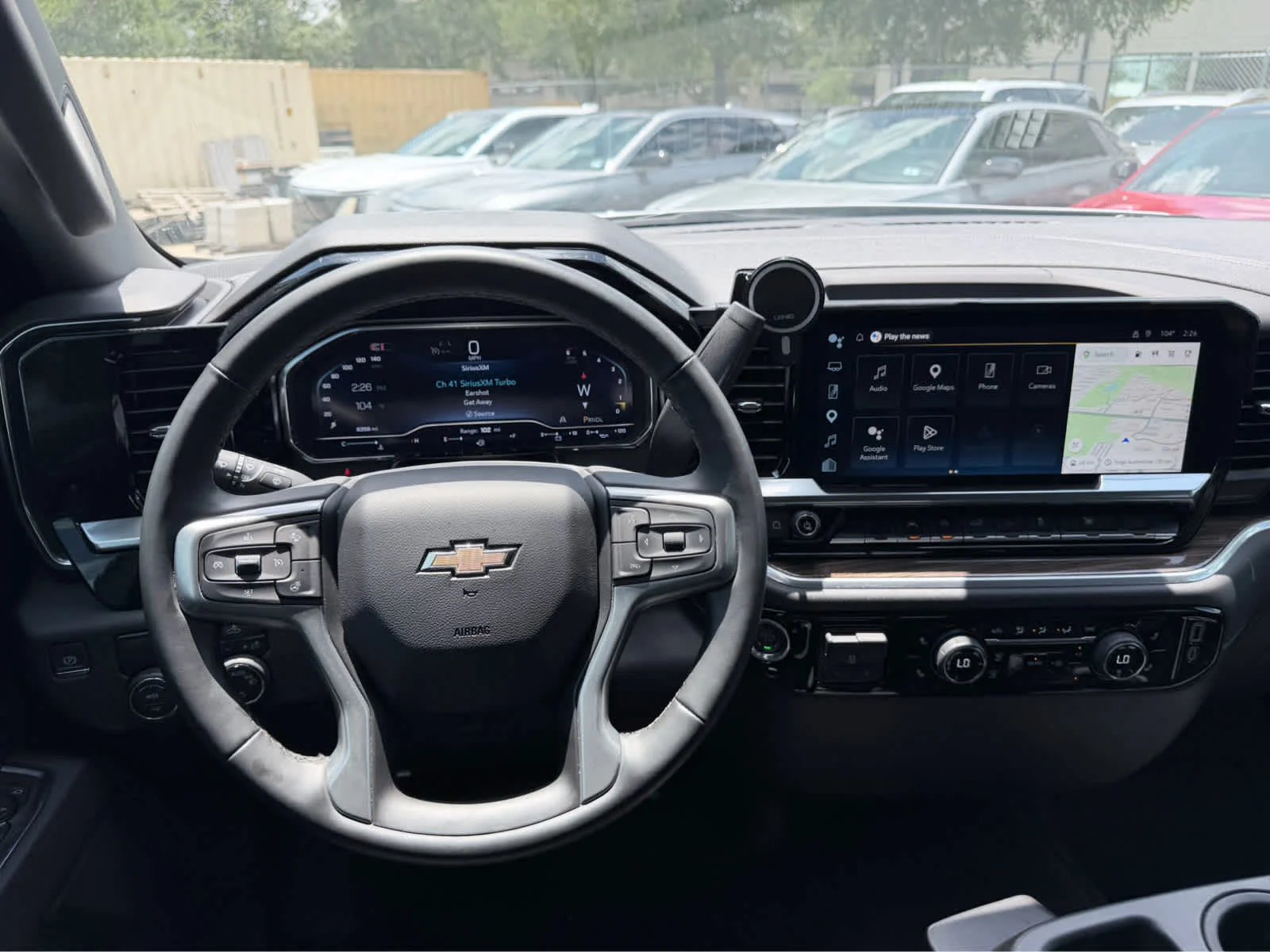 Used 2025 Summit White Chevrolet LT image 29