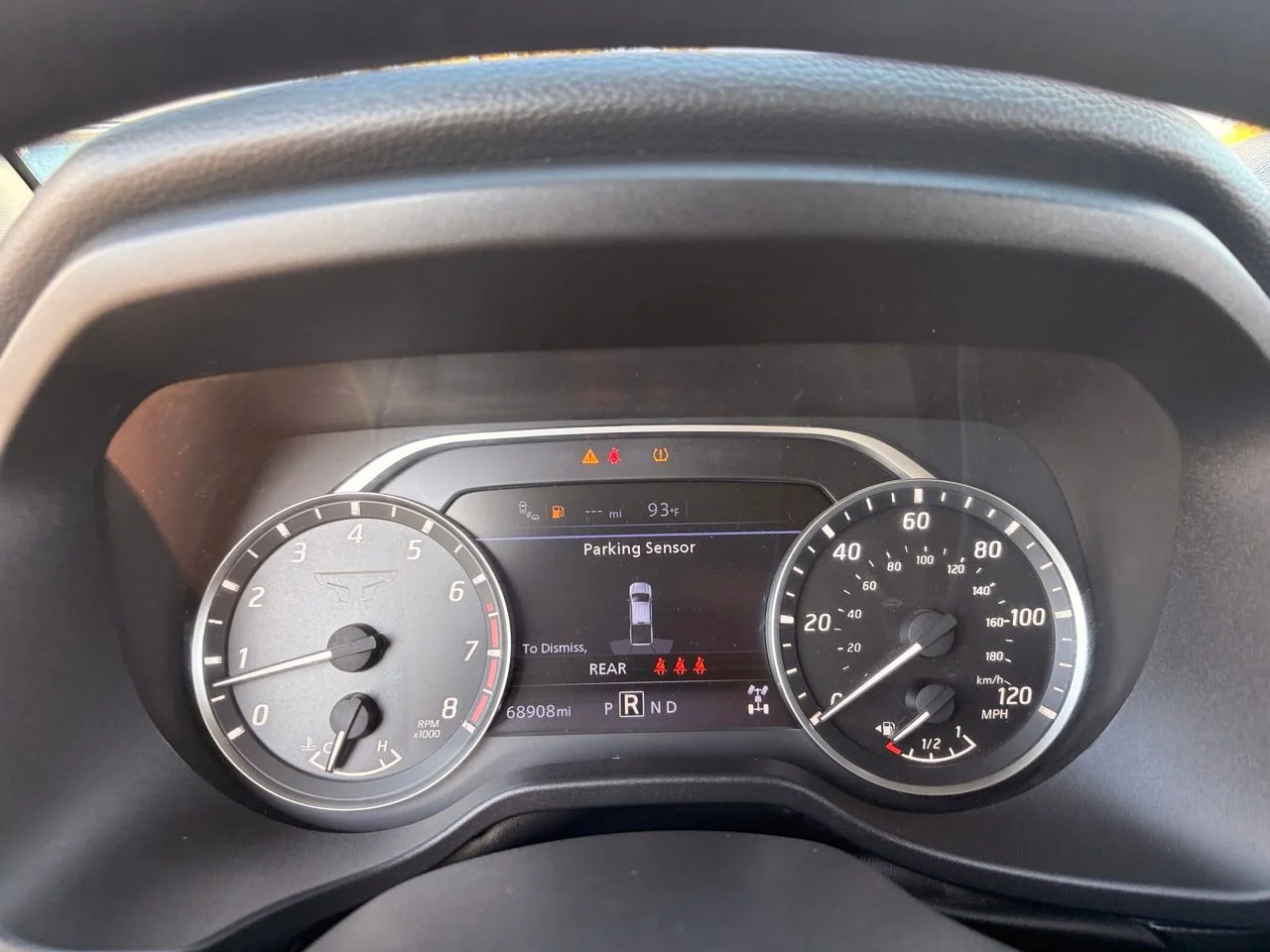 Used 2023 Glacier White Nissan SV image 29