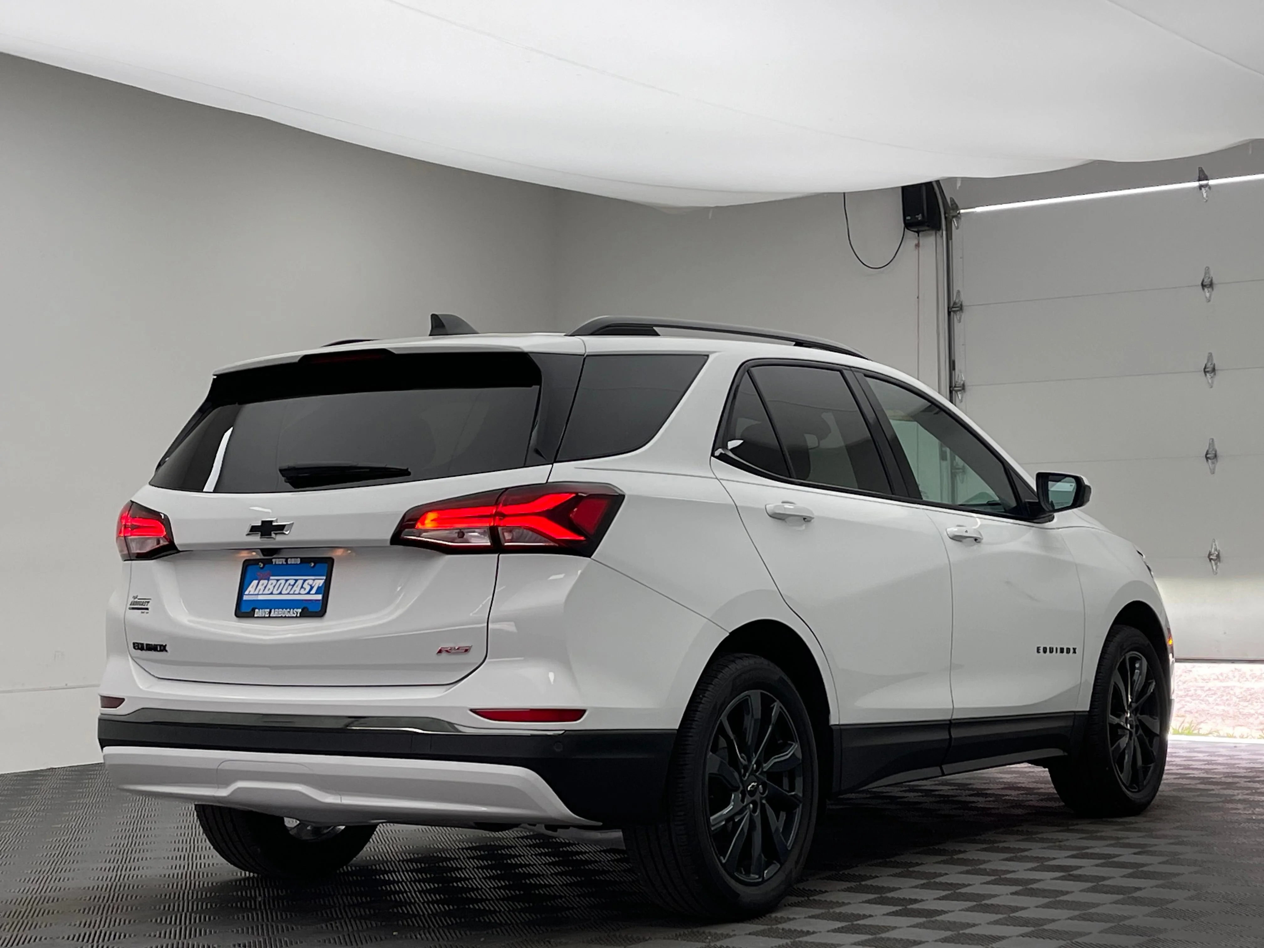 Used 2023 Summit White Chevrolet RS image 7