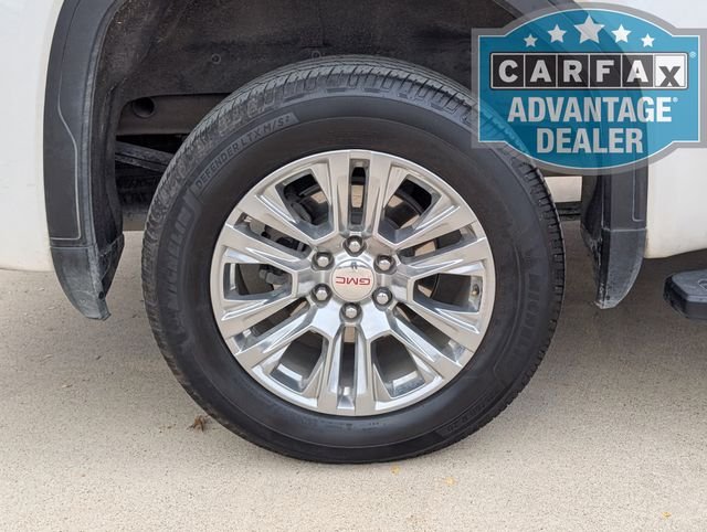 Used 2023 WHITE FROST TRICOAT GMC Denali image 3
