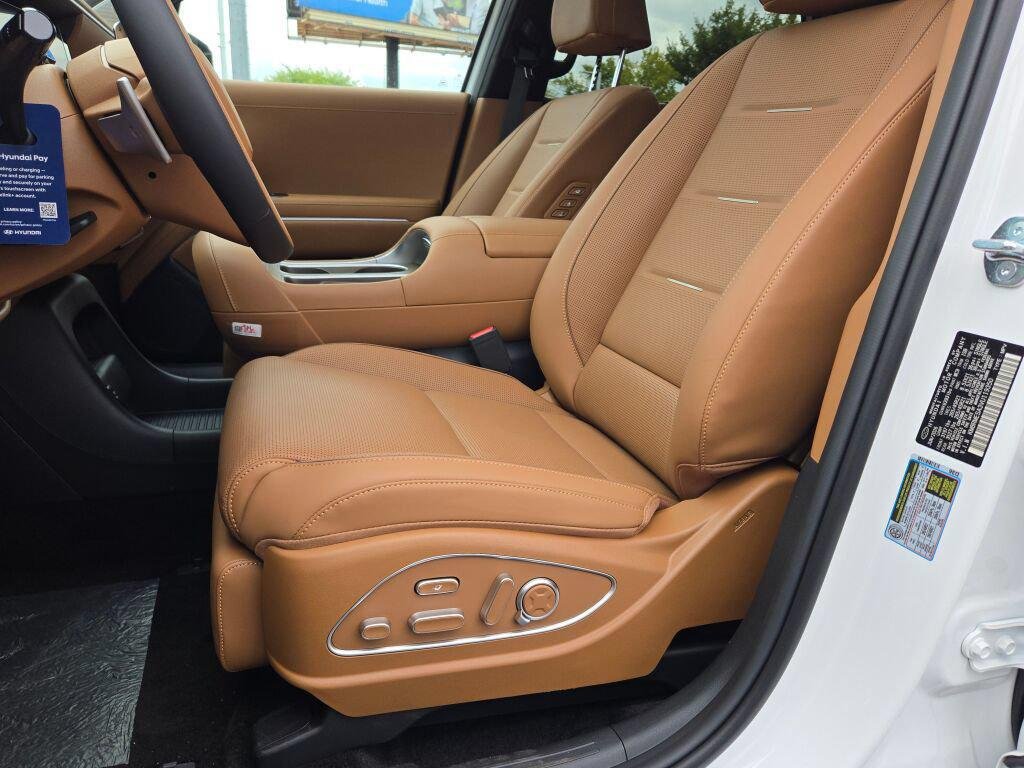 New 2027 Creamy White Pearl Hyundai Calligraphy image 26
