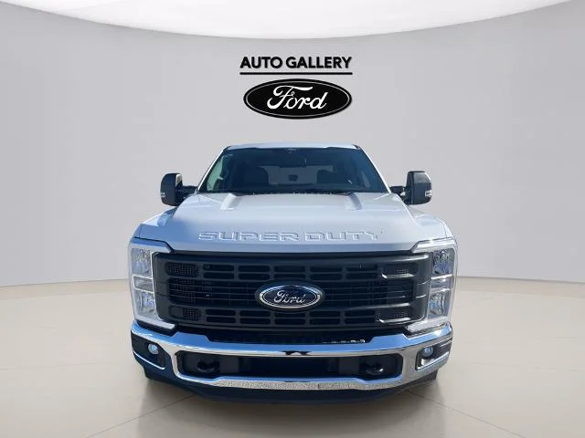 New 2026 Oxford White Ford F-350® XL image 27