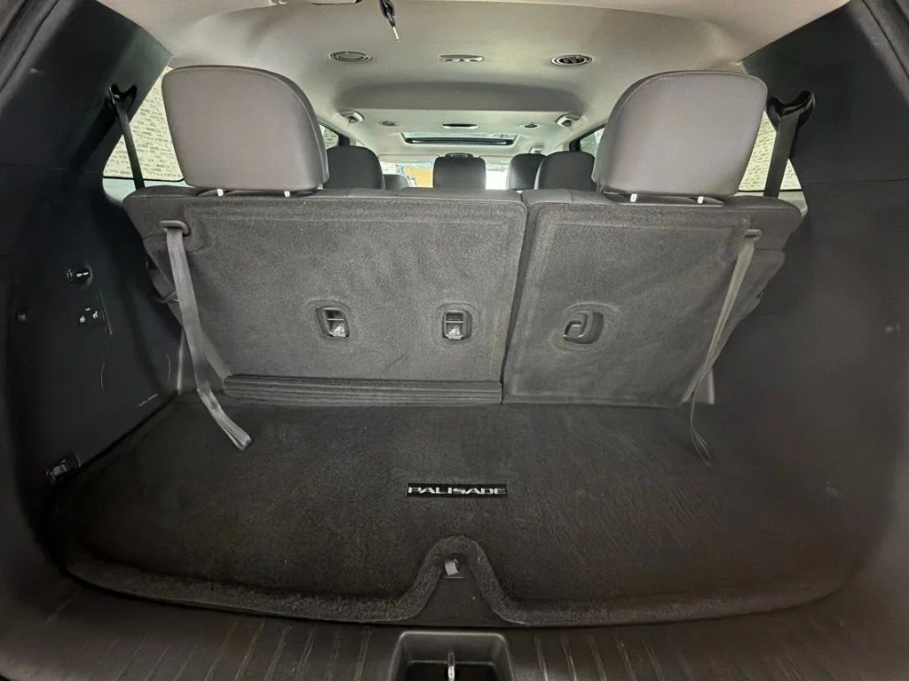 Used 2024 Abyss Black Pearl Hyundai SEL image 15
