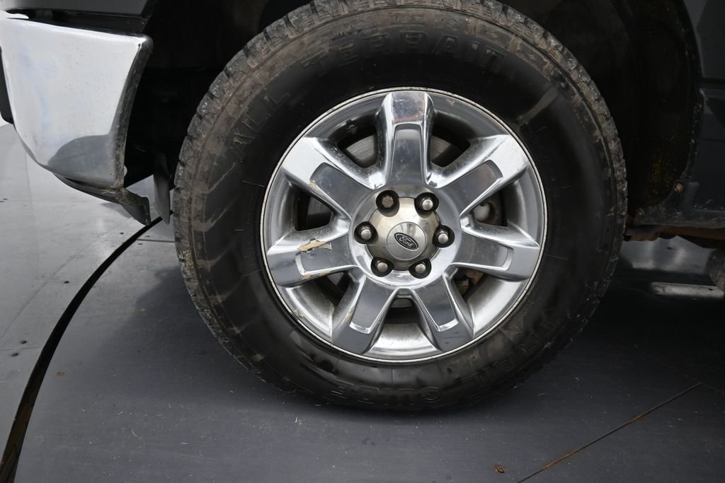 Used 2013  Ford XLT image 31