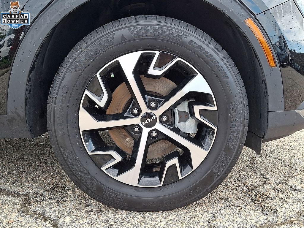 Used 2025 Black Kia EX image 8