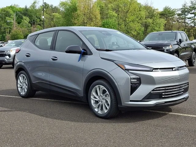 New 2027 Sterling Grey Metallic Chevrolet LT image 2