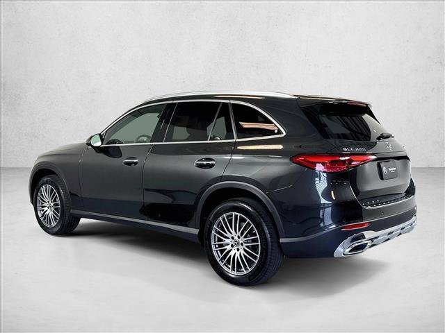 New 2026 Graphite Grey Metallic Mercedes-Benz GLC 300 image 37