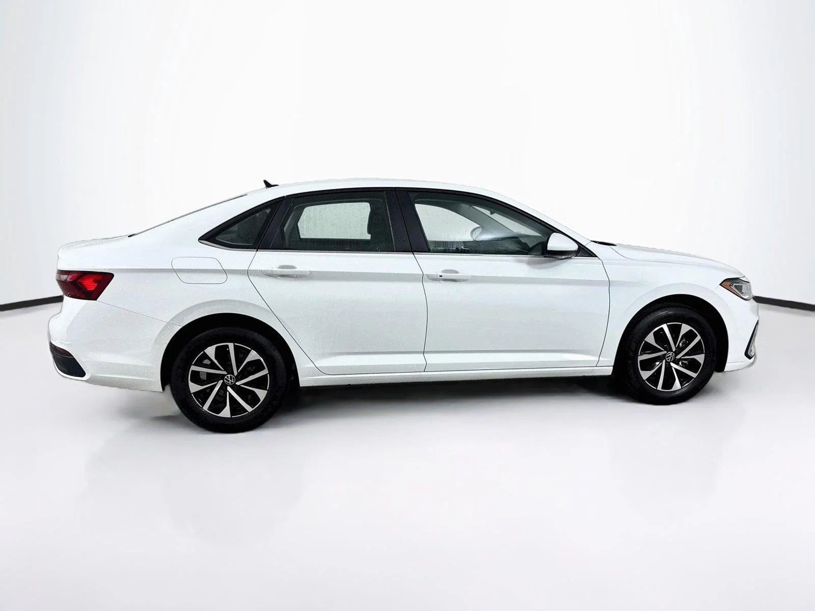 New 2027 Pure White Volkswagen S image 8