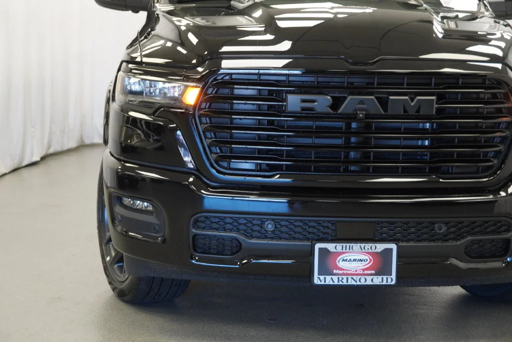 New 2027 Diamond Black Crystal Pearl-Coat Exterior Paint RAM Laramie image 9