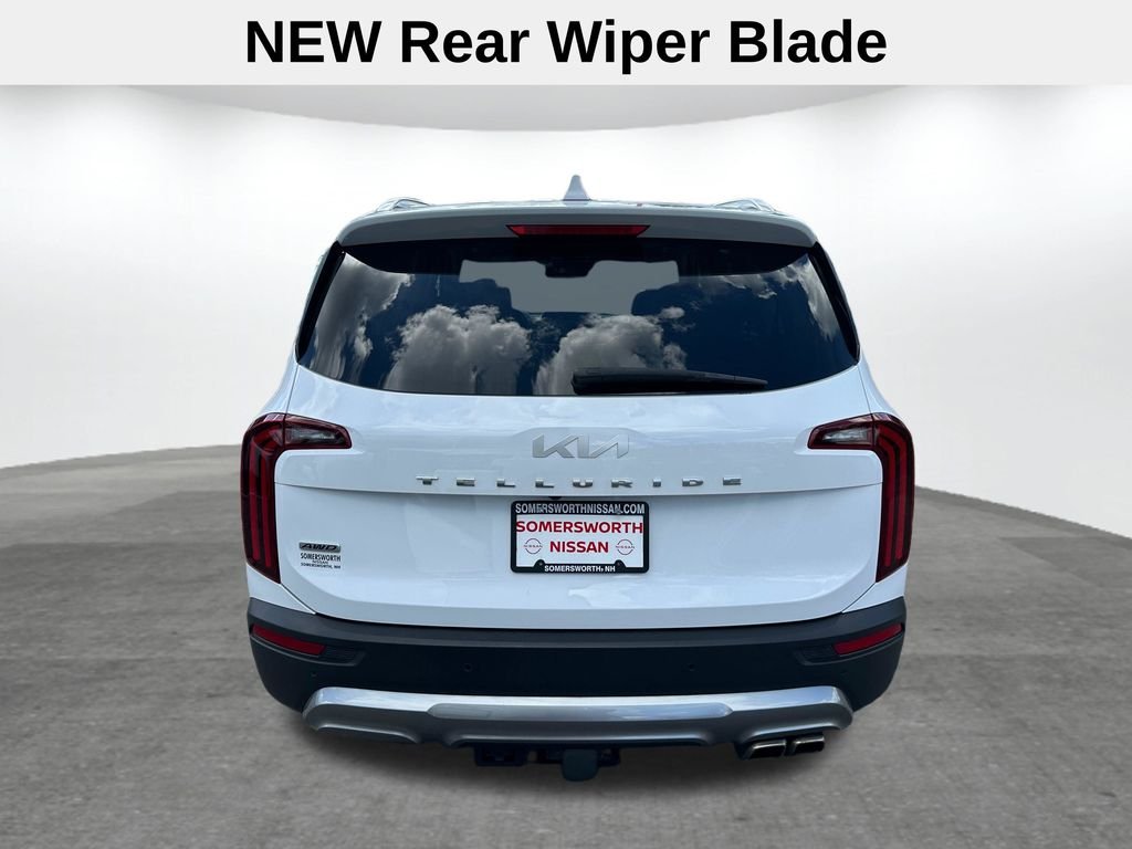 Used 2022 White Kia SX image 7