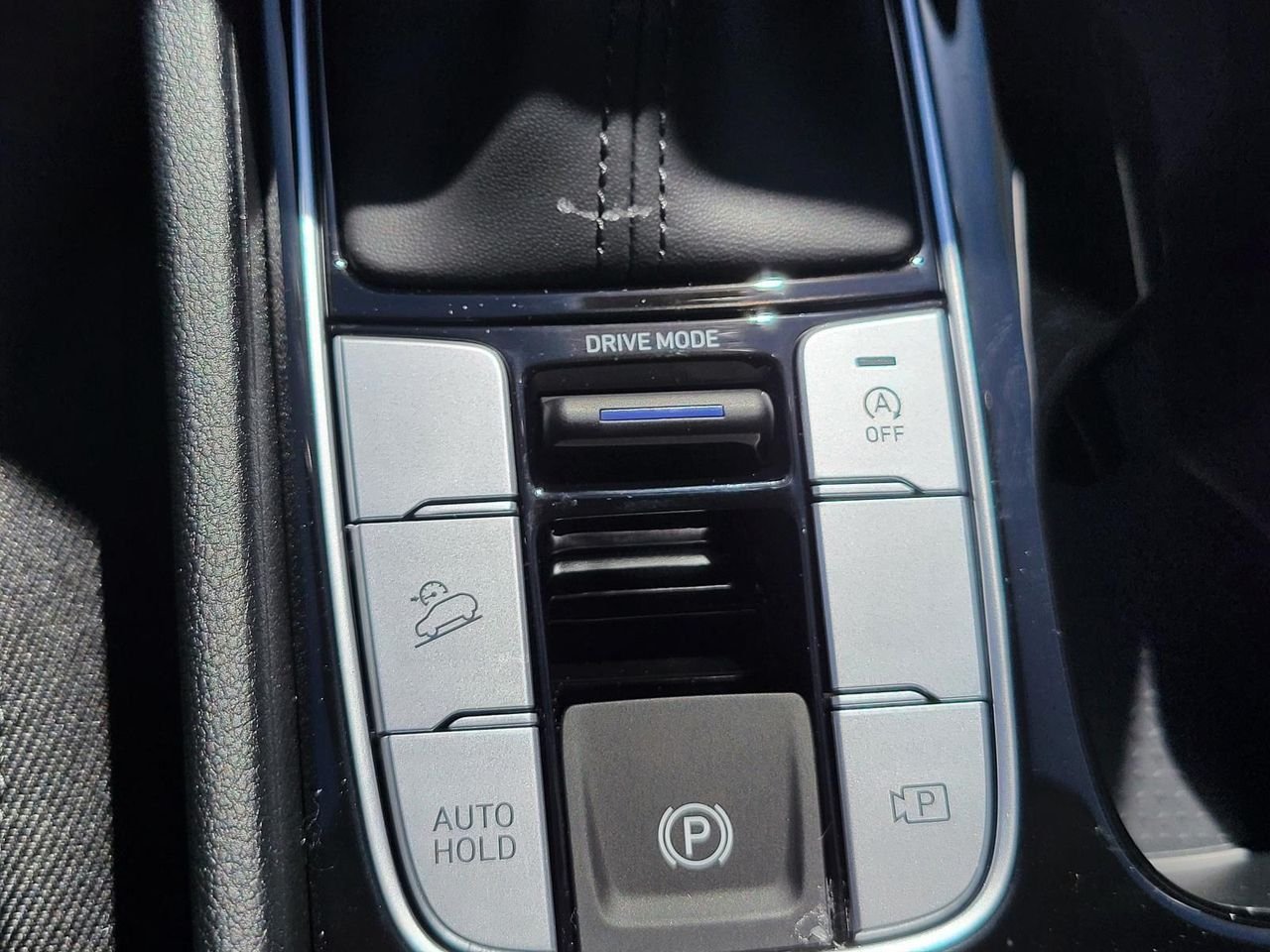 New 2026 White Pearl Hyundai SE FWD image 19