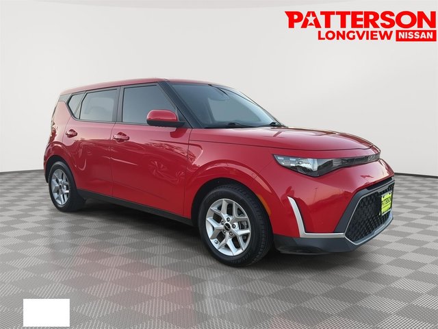 Pre-Owned 2023 Kia Soul S