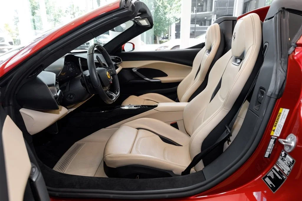 Used 2023 Rosso Imola Ferrari  image 29