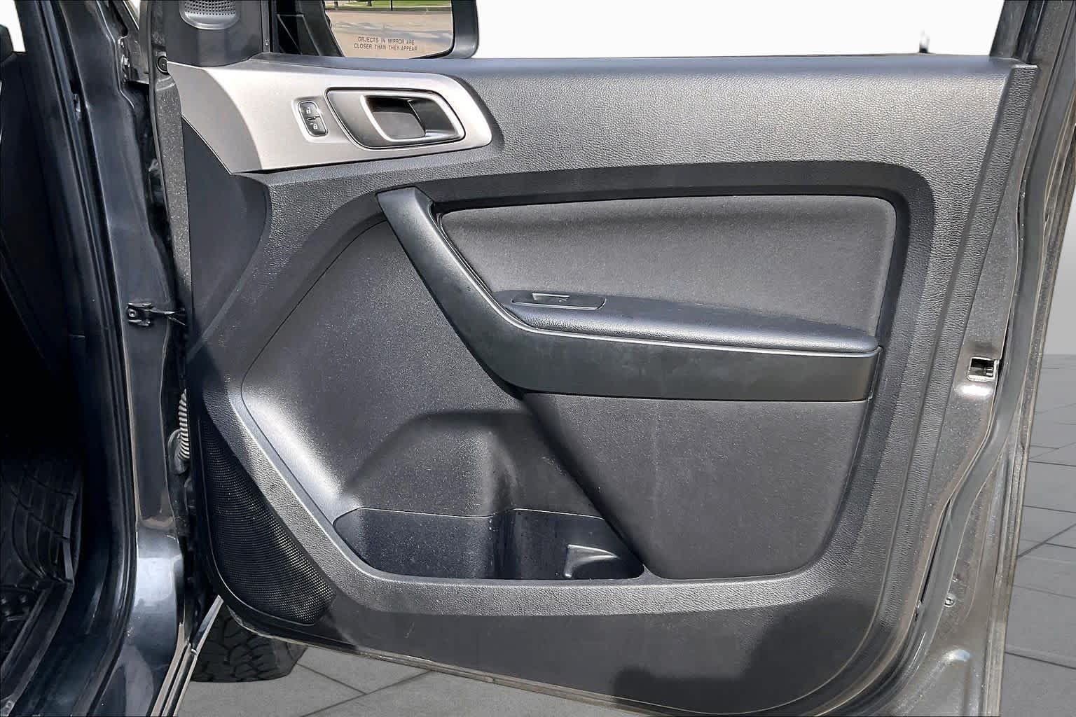 Used 2019 Magnetic Ford XLT image 22