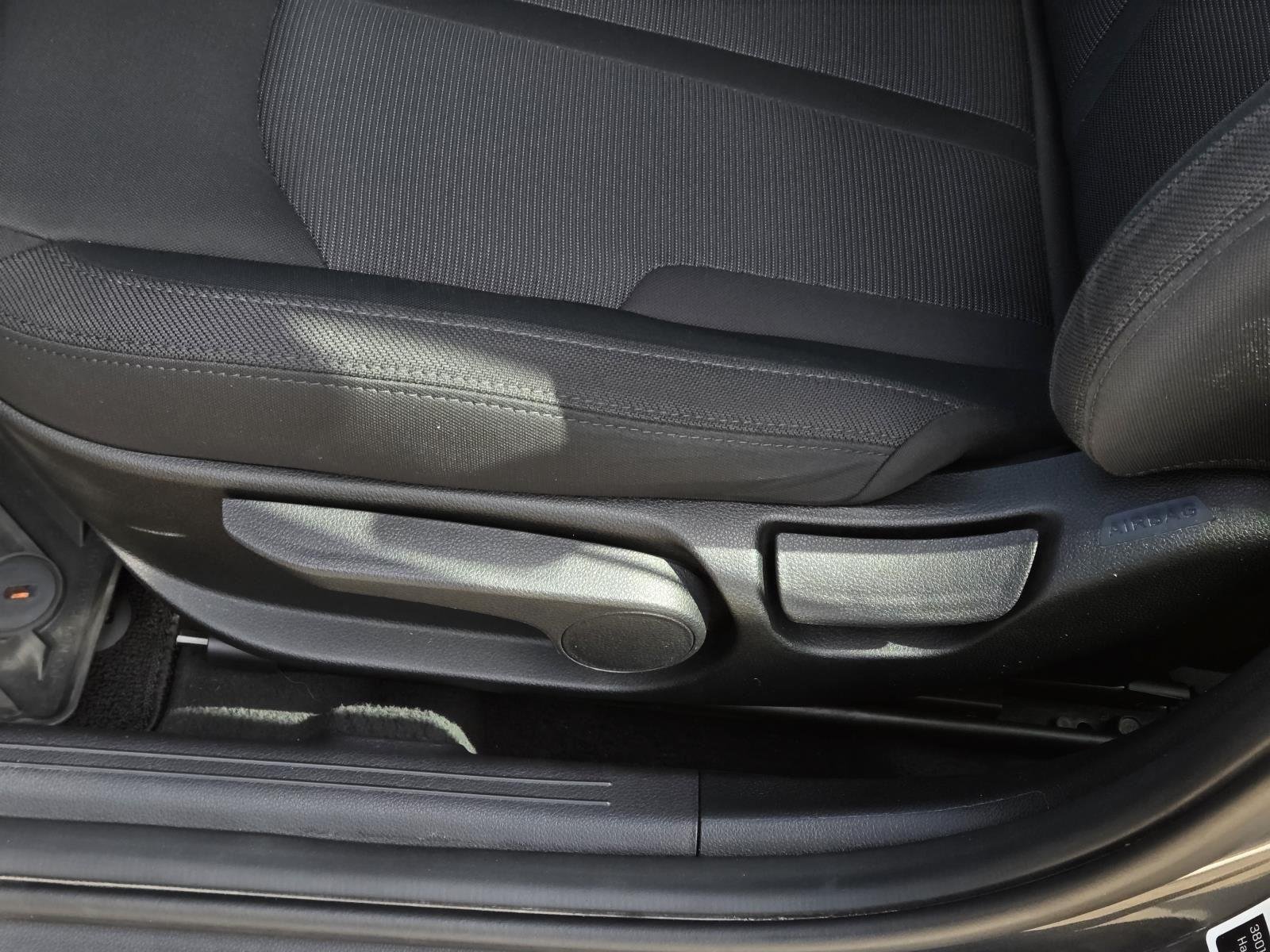 Used 2024 Gravity Gray Kia LXS image 29