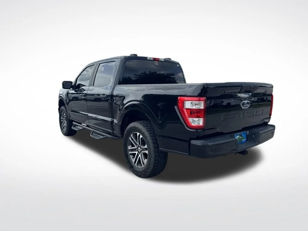 Used 2023 Black Metallic Ford XL image 6