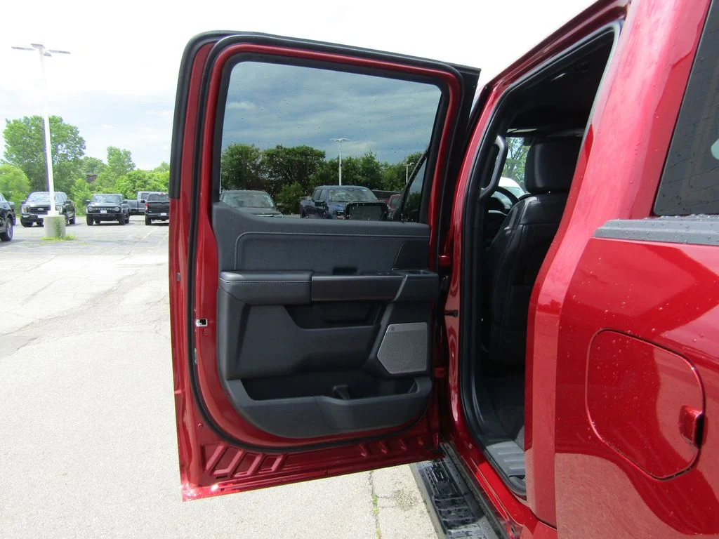 New 2026 Ruby Red Metallic Tinted Clearcoat Ford Lariat® image 44