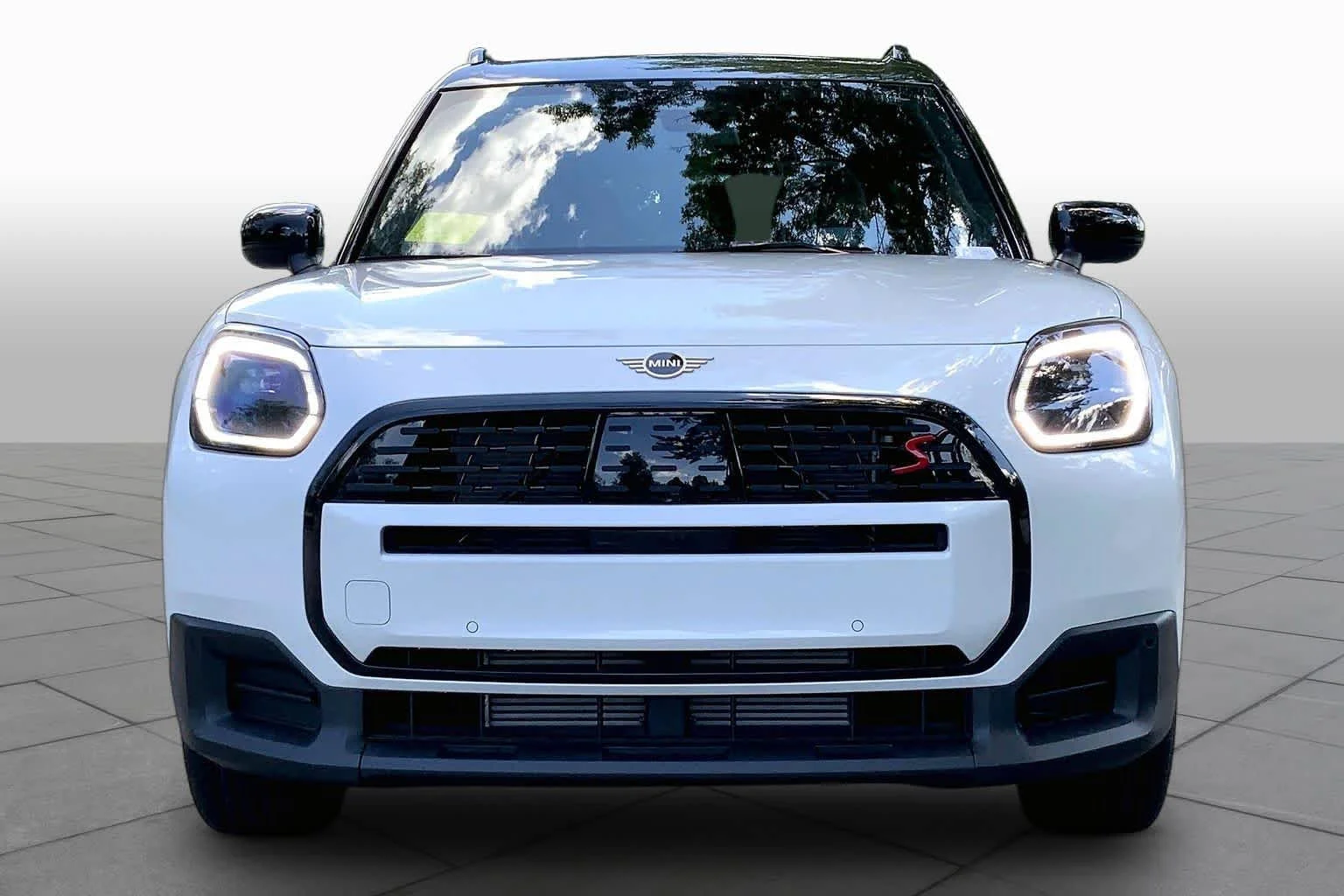 New 2027 Nanuq White Metallic MINI Signature Plus image 3