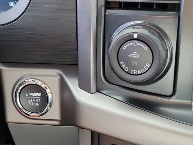 Used 2024 Silver Ford XLT image 29