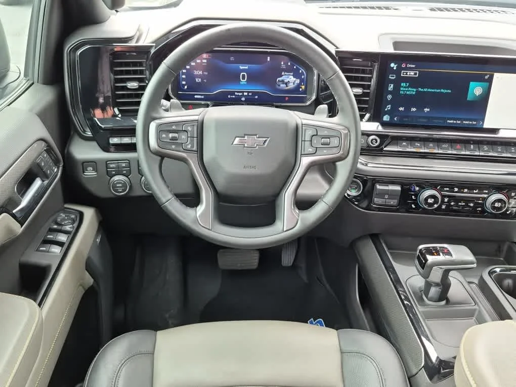 Used 2025 Black Chevrolet ZR2 image 9