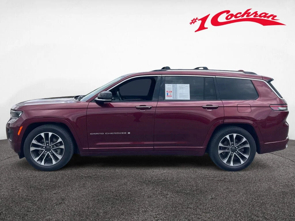 Certified Used 2022 Velvet Red Pearlcoat Jeep Overland image 25