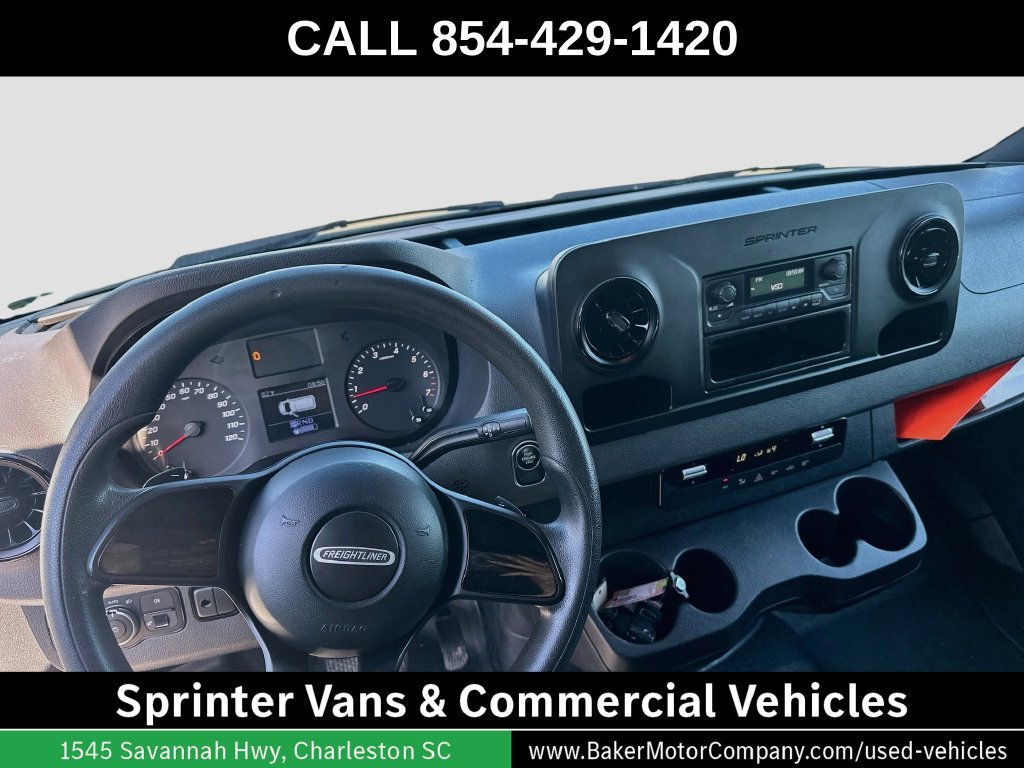 Used 2020 White Freightliner Base image 4